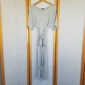 Ann Taylor Belted Knit Midi Dress Size Medium Short Sleeve Grey